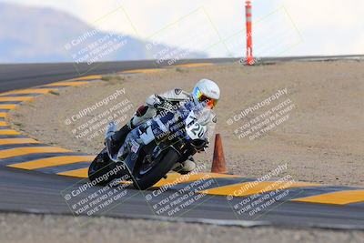 media/Oct-03-2022-Moto Forza (Mon) [[5f077a3730]]/Advanced Group/Session 5 (Turn 12)/